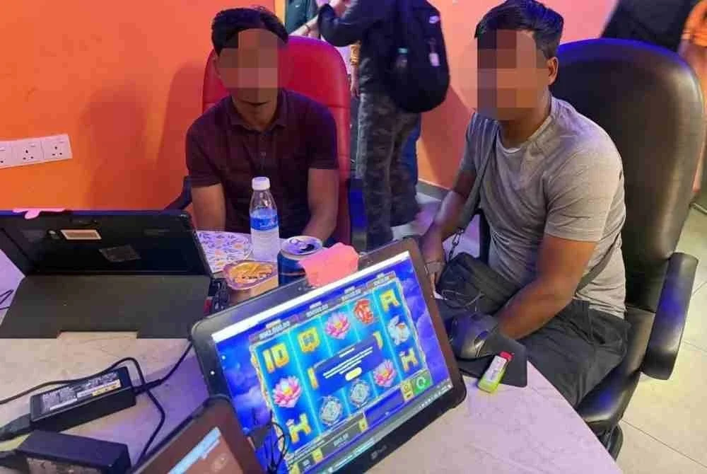 Antara individu warga asing yang ditahan dalam operasi dijalankan pada Sabtu.