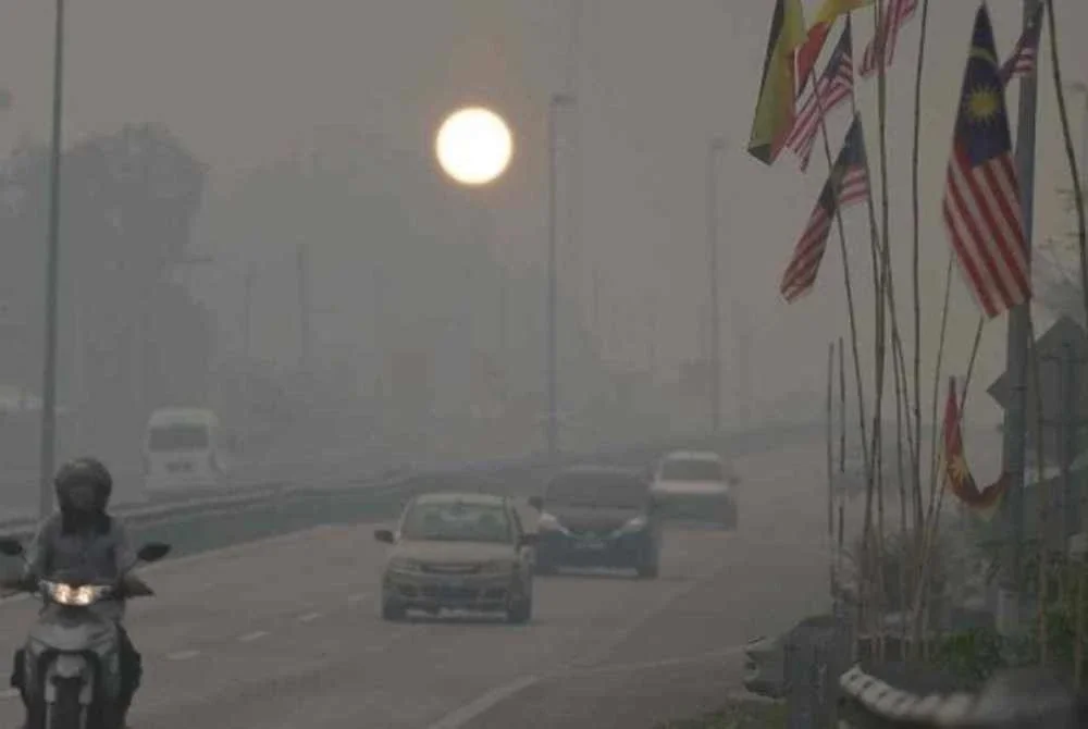 IPU tidak sihat turut direkodkan di Tangkak, Johor pada bacaan 107 manakala Kota Kinabalu, Sabah merekodkan bacaan 104. Foto hiasan