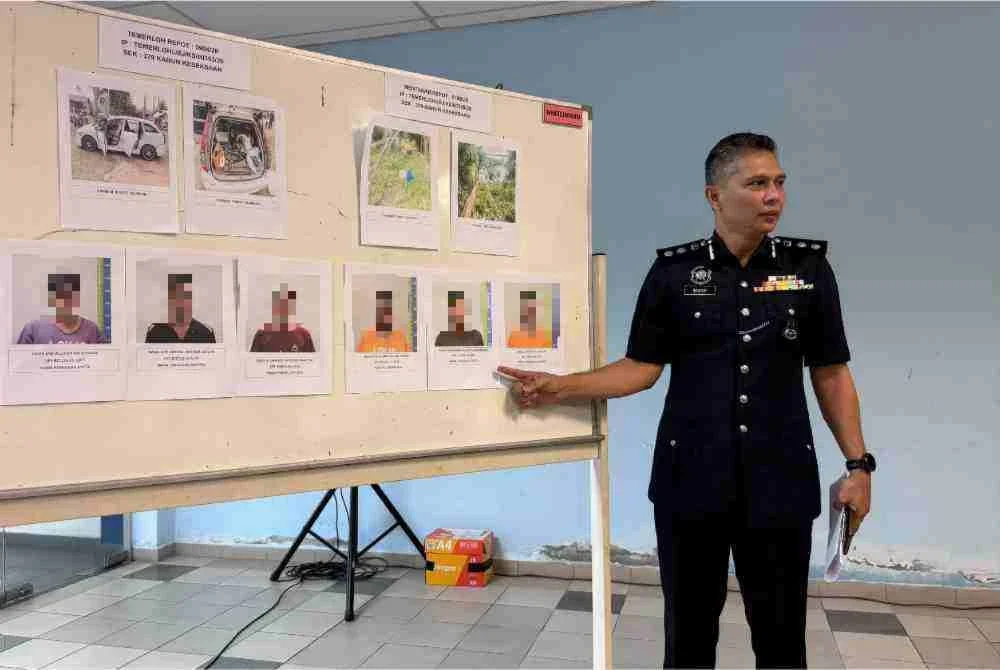 Mohd Nasyim menunjukkan identiti enam suspek yang masih bebas dan dikehendaki bagi membantu siasatan.
