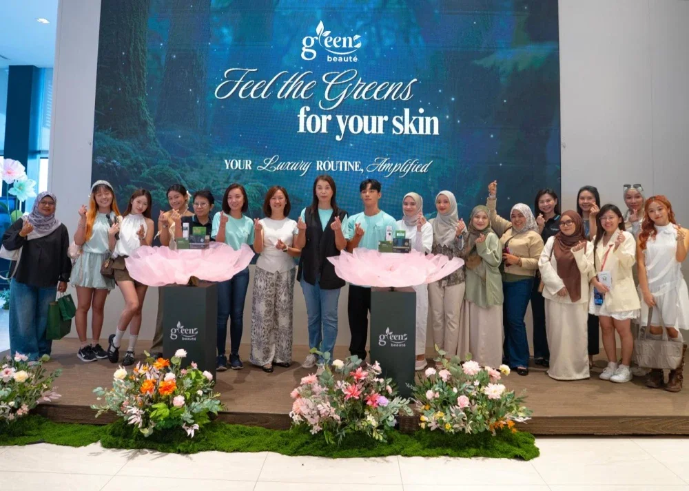 Tiga produk siri baharu dilancarkan di bawah jenama GREENS beauté™ iaitu HARUBRIGHT™, HARUFIRM™ dan HARUCARE™ yang meliputi aspek hidrasi, pencerahan, antipenuaan serta penjagaan 'skin barrier'.