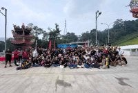 Peserta ROLL TO yang memeriahkan program mengenali budaya dan warisan kaum di Genting Sempah. Foto : Penganjur.