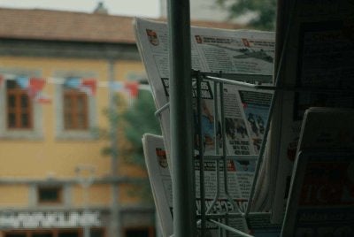 Warna-warni media Malaysia kebelakangan ini dengan pelbagai laporan berita. Foto hiasan