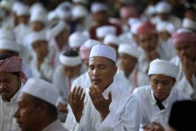 MPNPHNS akan mengadakan Munajat Rakyat dan Solat Hajat secara berjemaah di daerah ini pada 24 September ini. Foto hiasan 