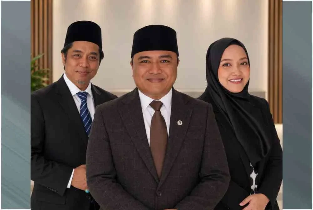 (Dari kiri), Asmawi, Emirul dan Deidra