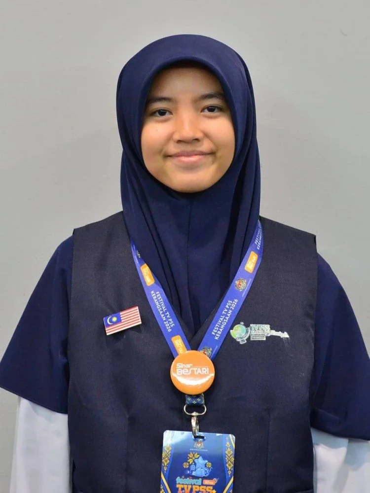 NUR ADELIA