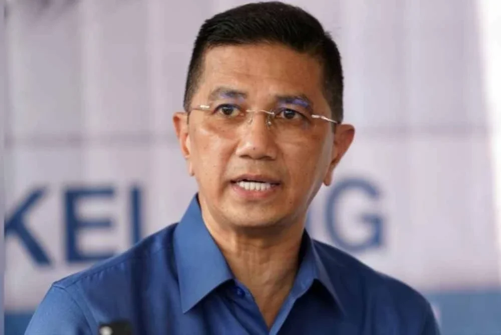 Tindakan RoS susulan aduan pelanggaran Perlembagaan PN – Mohamed Azmin Tindakan RoS susulan aduan pelanggaran Perlembagaan PN – Mohamed Azmin