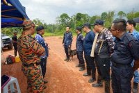 Operasi SAR hari kedua digerakkan dengan radius pencarian sekitar lima kilometer dari rumah mangsa.