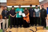 Memorandum tersebut diserahkan pada jam 2.30 petang di Kompleks Perdana Siswa UM dan diterima oleh Pejabat HEP Universiti Malaya.