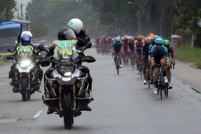 Pengguna jalan raya dinasihatkan supaya memberi kerjasama dengan mematuhi arahan petugas di lapangan. Foto fail PDRM LTDL 2023