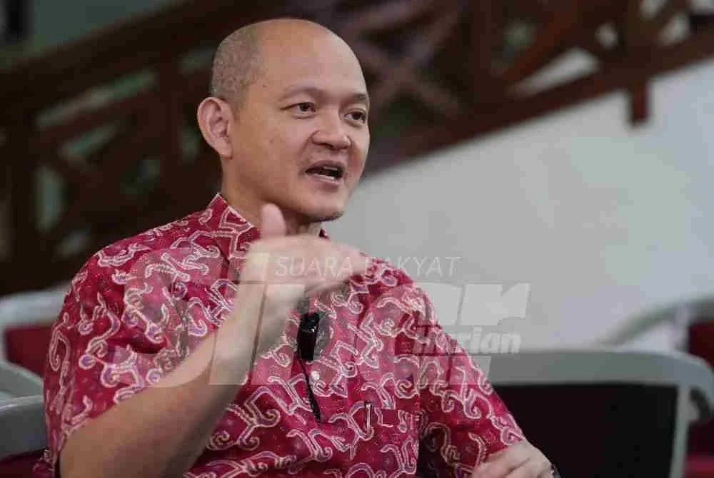 Wawancara Sinar Harian bersama bekas Timbalan Menteri Perdagangan Antarabangsa Dan Industri (MITI), Dr Ong Kian Ming pada Selasa.