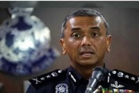 Ketua Polis Negeri Sembilan, Datuk Alzafny Ahmad berkata, polis masih menyiasat kemungkinan wujud unsur buli berhubung kematian seorang pelajar lelaki berusia 14 tahun di sebuah asrama sekolah.