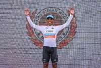 Muhammad Nur Aiman dinobatkan sebagai Best Asia Rider pada peringkat 1 bermula di Shah Alam, Selangor dan tamat di Kampar dengan jarak keseluruhan sejauh 193 km sempena LTdL Malaysia 2026 di Kampar, Perak hari ini.