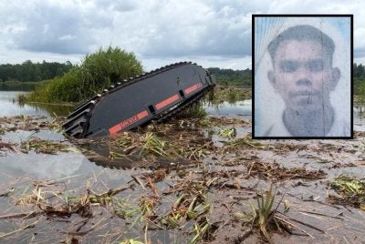 Pemandu jengkaut yang ditemukan lemas selepas jentera dikendalikannya terbalik di Tasik Bera dikenal pasti sebagai Alief Daniel Haqim Abdullah (gambar kecil).