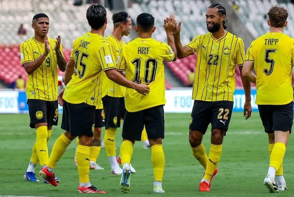 Para pemain perlu fokus kepada permainan sendiri ketika berdepan Indonesia dalam aksi kedua Piala ASEAN FIFA di Jakarta pada Isnin. - FOTO: Malaysia NT.