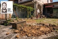 Wang tebusan dibayar kepada penculik ditanam di belakang sebuah rumah. Imej janaan AI