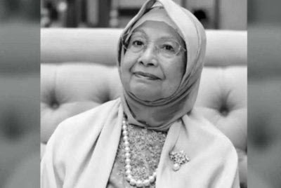 Tun Dr Hasmah yang berusia 100 tahun meninggal dunia pada jam 9.20 pagi, Isnin.