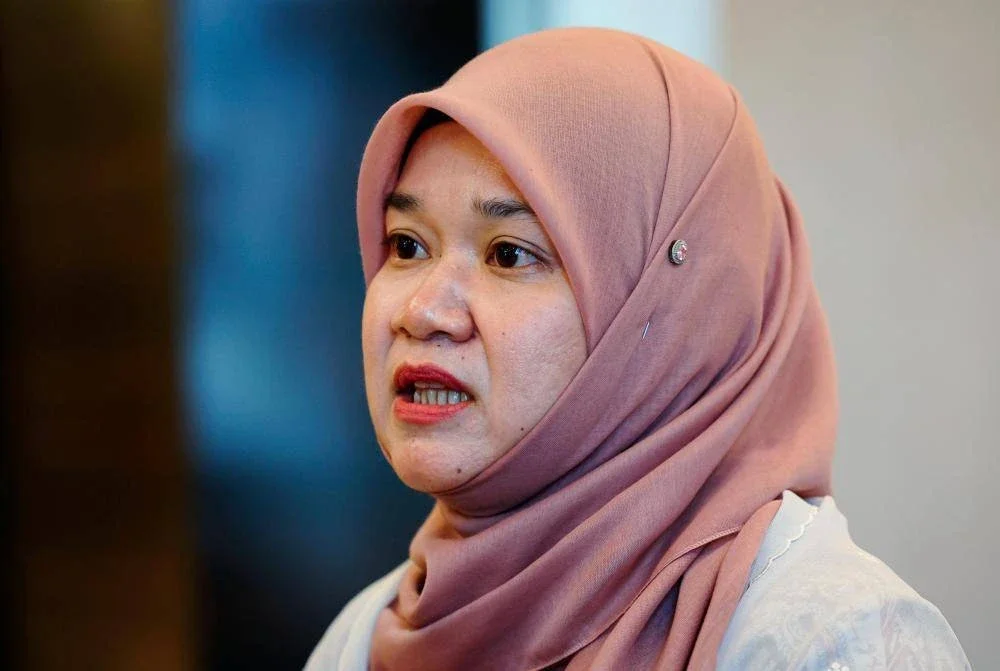 Tangani isu buli: 333 sekolah berasmara dipasang CCTV tahun ini – Fadhlina Tangani isu buli: 333 sekolah berasmara dipasang CCTV tahun ini – Fadhlina