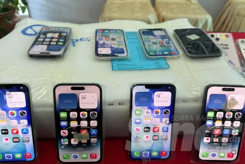 iPhone refurbished yang dirampas dalam bot Indonesia.