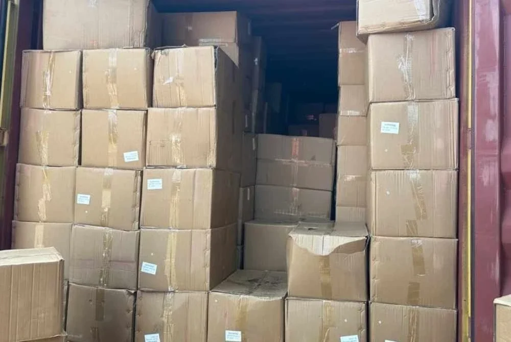 Antara barangan yang dikesan menerusi pemeriksaan dijalankan dalam operasi sebelum ini.