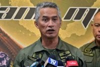Ketua Pengarah AKPS, Datuk Seri Datuk Seri Mohd Shuhaily Mohd Zain menyatakan kesediaan menerima apa sahaja keputusan atau tindakan kerajaan susulan insiden video tular di KLIA.