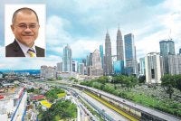 Empat faktor akan menentukan saiz sebenar Belanjawan 2027 iaitu harga minyak dan hasil Petronas, hasil cukai baharu, keberkesanan subsidi bersasar serta keadaan ekonomi global. Foto hiasan (Gambar kecil: Aimi Zulhazmi)