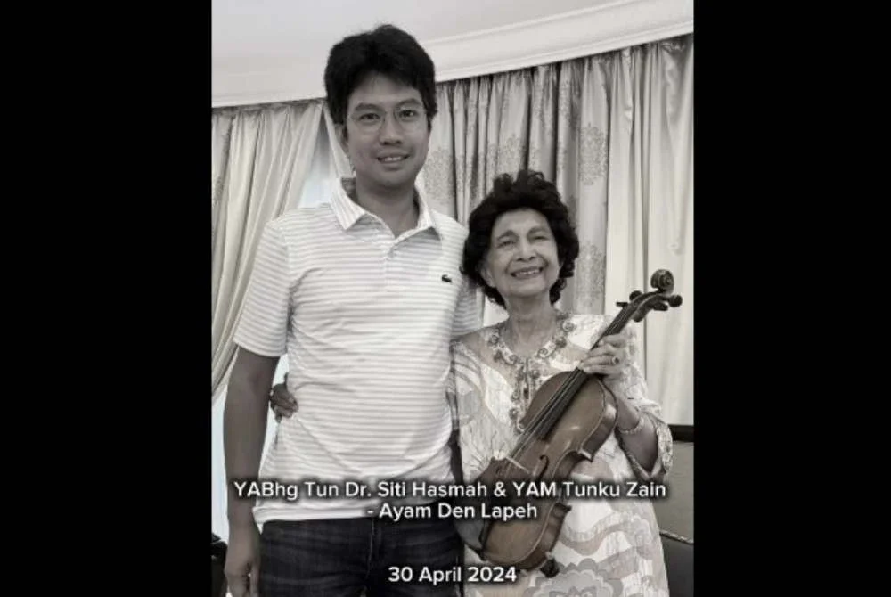 Kenangan Tunku Zain bersama Allahyarham Dr Hasmah.