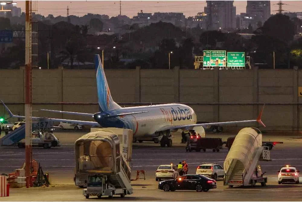 Siasatan UAE berhubung insiden kekerasan dalam penerbangan Flydubai awal minggu ini mendapati pembantu juruterbang melakukan 'aksi pengganas' dengan menyerang kapten menggunakan kapak kecemasan - Foto: AFP