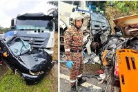 Suami isteri maut manakala dua anak perempuannya cedera selepas terbabit kemalangan di Kluang pada Jumaat.