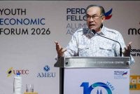 Anwar ketika berucap pada Majlis Perasmian Penutup Forum Ekonomi Belia 2026 di Pusat Konvensyen Kuala Lumpur hari ini. - Foto: Bernama
