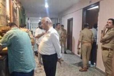 Polis memeriksa kediaman di Lucknow susulan kes remaja didakwa membunuh ibunya.