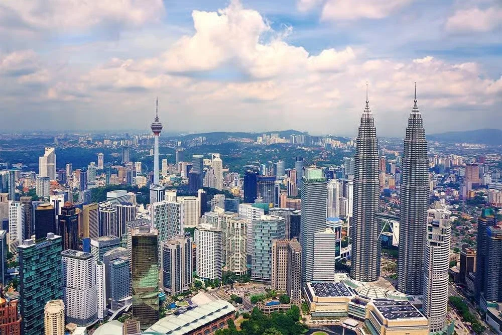 Belanjawan 2027 perlu memberikan tumpuan utama kepada usaha mengurangkan beban kos sara hidup. - Gambar hiasan