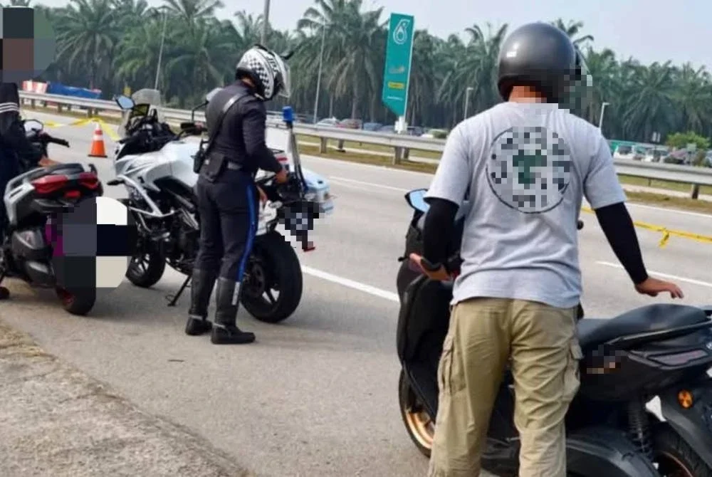 Foto yang tular di media sosial.