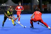 Marhan (kiri) mahu rakan seperjuangan perbaiki persembahan dan memainkan peranan secara kolektif sebagai sebuah pasukan. Foto: Bernama.