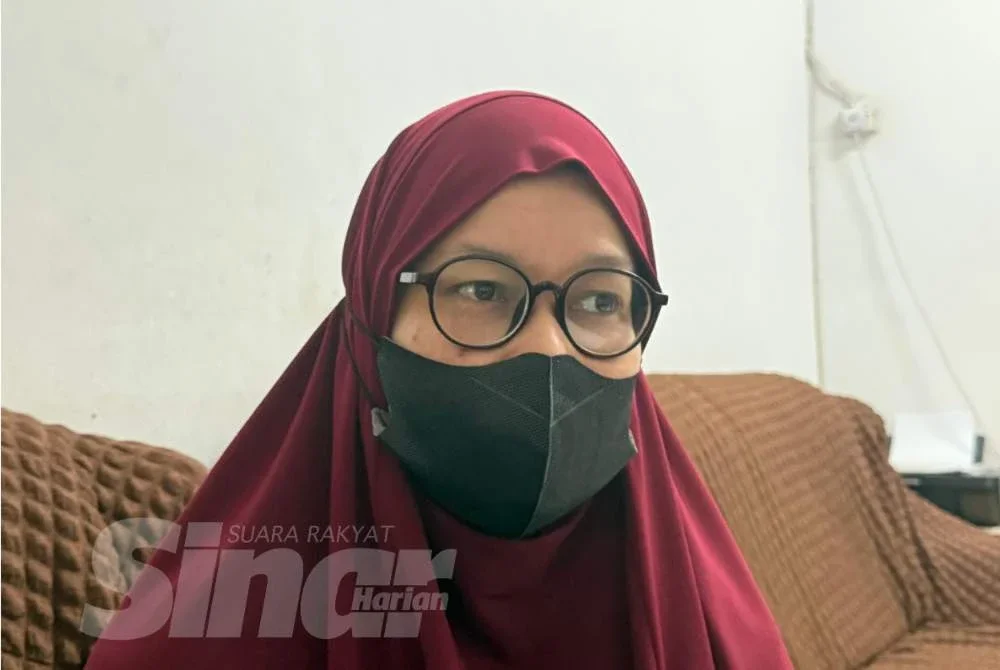 Perkara pertama yang terlintas di fikiran Nur Zalfarini selepas disahkan menghidap kanser payudara tahap tiga pada 2021 adalah nasib tiga anaknya.