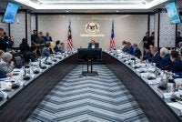 Anwar ketika mempengerusikan Mesyuarat MTN Ke-83 pada Isnin. 