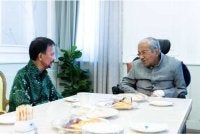 Suasana lawatan Sultan Brunei di IJN pada Ahad - Foto: Pejabat Tun Dr Mahathir Mohamad