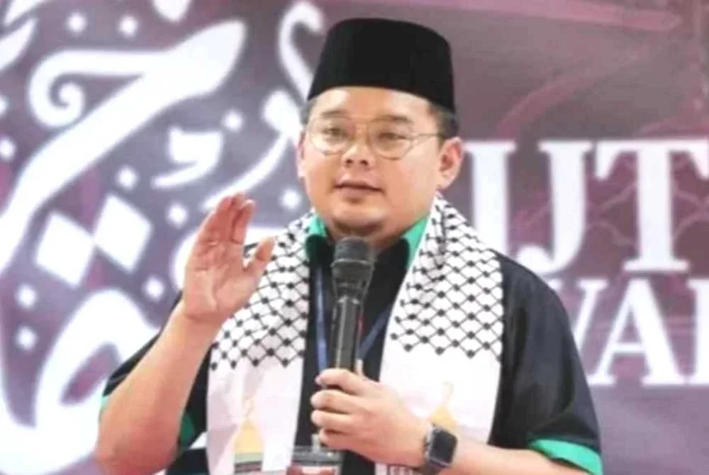Ahmad Fahmi