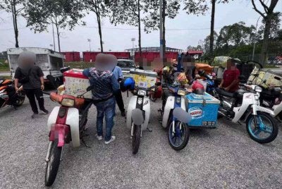 JPJ Selangor melaksanakan Op Pewa dengan tindakan sitaan 11 kenderaan pada Isnin.