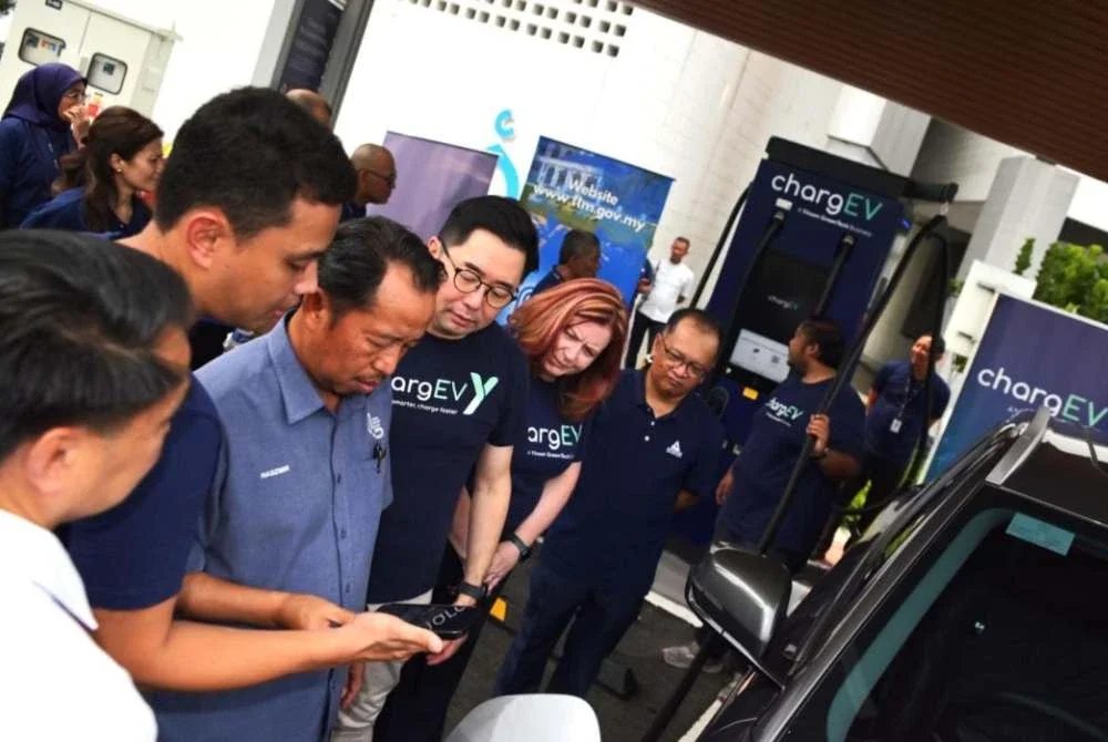 ALR dan GEV perkukuh akses pengecasan EV di Koridor KESAS.