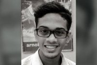 Nhaveen meninggal dunia pada 15 Jun 2017 selepas enam hari dirawat di Hospital Pulau Pinang.