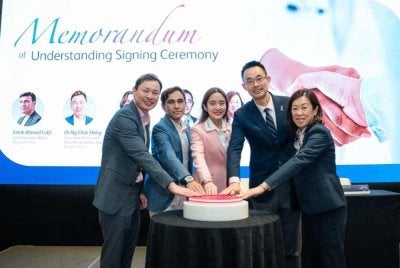 Hospital Picaso, BD dan College of Radiology Malaysia ketika majlis menandatangani MoU yang melambangkan komitmen bersama mereka untuk memajukan bidang intervensi payudara serta memperkukuh penjagaan kanser payudara di Malaysia