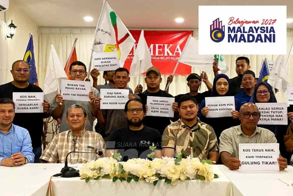 Che Syadina Omar (tengah,hadapan) bersama ahli-ahli yang bernaung dibawah PERMEKA berharap pihak kerajaan
akan mendengar serta mempertimbangkan luahan mereka selepas kira-kira 60 peratus pengusaha restoran di negeri ini kini berada dalam keadaan sukar untuk bertahan susulan kenaikan harga bahan mentah, minyak dan kos operasi lain. Foto:SINAR HARIAN/HAZELEN LIANA KAMARUDIN