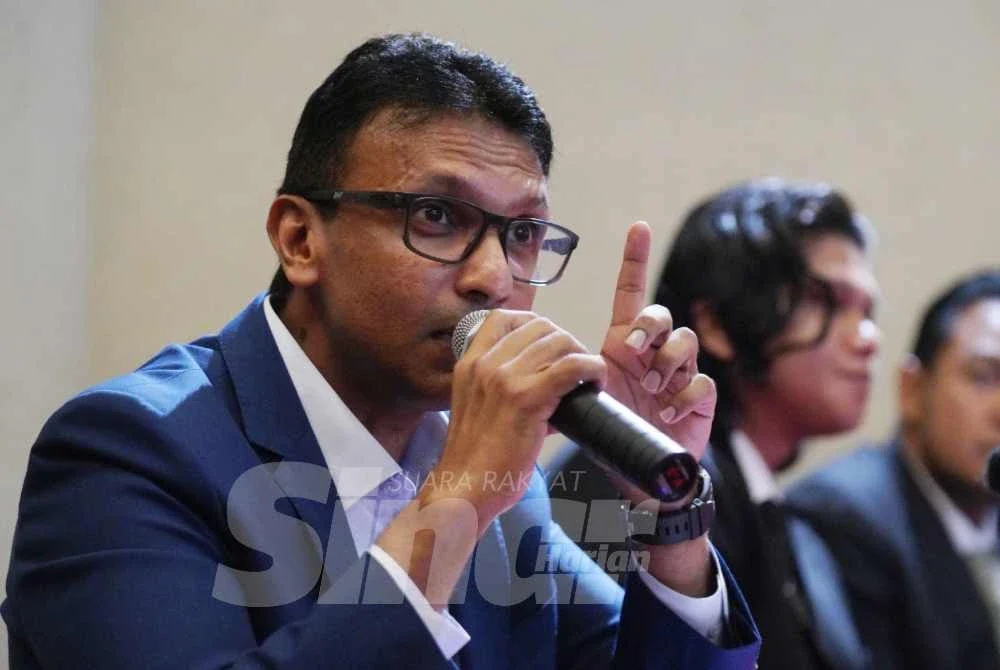 Datuk Seri Nazir Hussin Akhtar Hussin ketika sidang media pada Khamis. FOTO SINAR HARIAN - ROSLI TALIB 