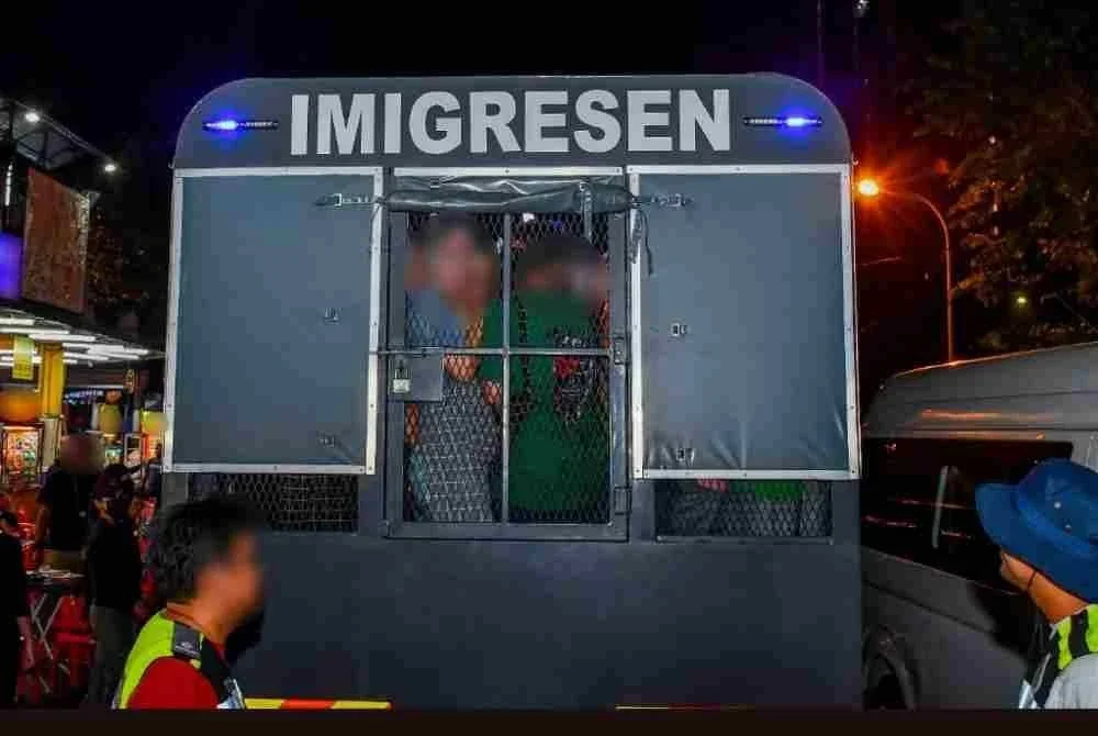 Kesemua warga asing yang ditahan dibawa ke Depot Tahanan Imigresen Semenyih bagi tujuan siasat lanjut.