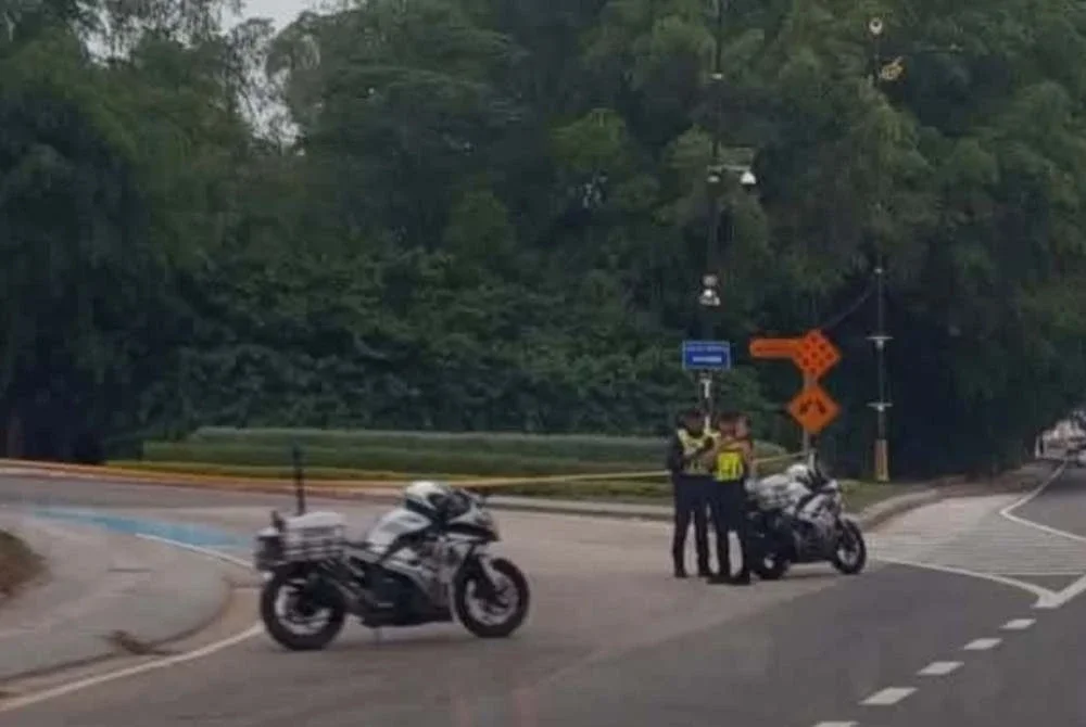 Polis mengesahkan insiden tembakan melibatkan anggotanya berlaku berhampiran Zoo Johor di Jalan Gertak Merah. Foto tular