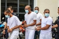 Empat lelaki yang didakwa membunuh remaja T Nhaveen hadir di Mahkamah Tinggi hari ini bagi prosiding perbicaraan pembelaan, yang ditangguhkan hingga esok.
