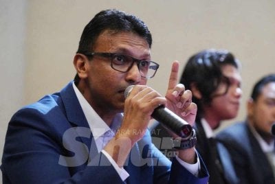Datuk Seri Nazir Hussin Akhtar Hussin ketika sidang media pada Khamis. FOTO SINAR HARIAN - ROSLI TALIB 