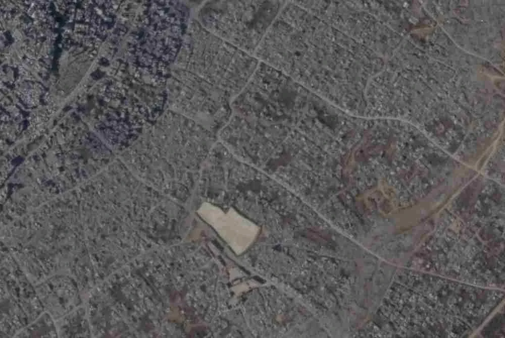 Imej satelit dikeluarkan Planet Labs PBC pada 23 September lalu menunjukkan kemusnahan teruk di kawasan tengah Gaza.