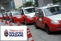 Kerajaan bersetuju memberikan Bantuan Khas Kewangan one-off RM1,000 kepada 38 ribu pemandu teksi termasuk kereta sewa. Foto hiasan 