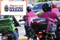 Persatuan Rakan Grab Malaysia (PRGM) menyambut baik peruntukan sekitar RM160 juta yang diumumkan menerusi Belanjawan 2027 bagi membantu kebajikan pekerja gig, khususnya pemandu e-hailing dan penghantar p-hailing. Gambar hiasan 